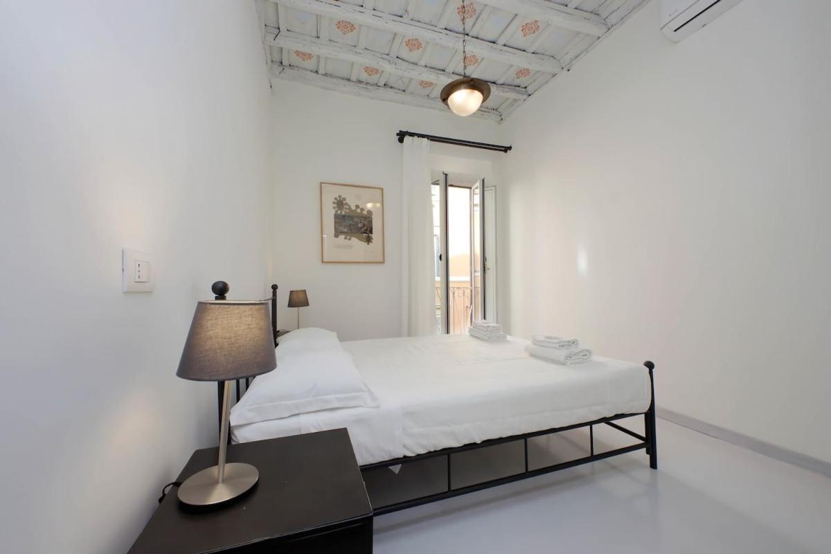 Monti Charming Boschetto Apartamento *